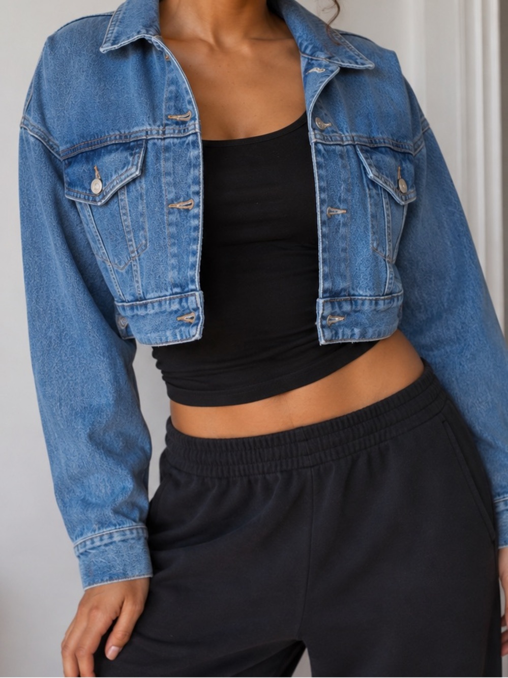 Cropped Bershka Blue Denim Jacket with Button Front